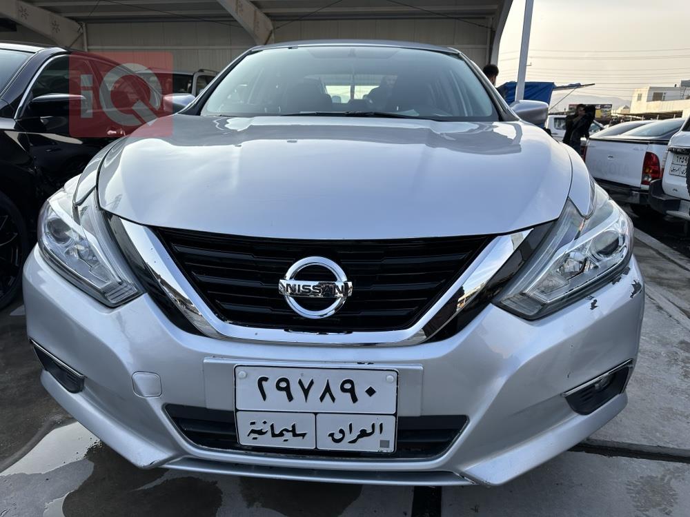 نيسان ألتيما